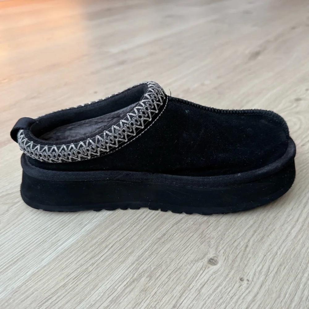 UGG Tazz Slippers - Picture 8 of 15